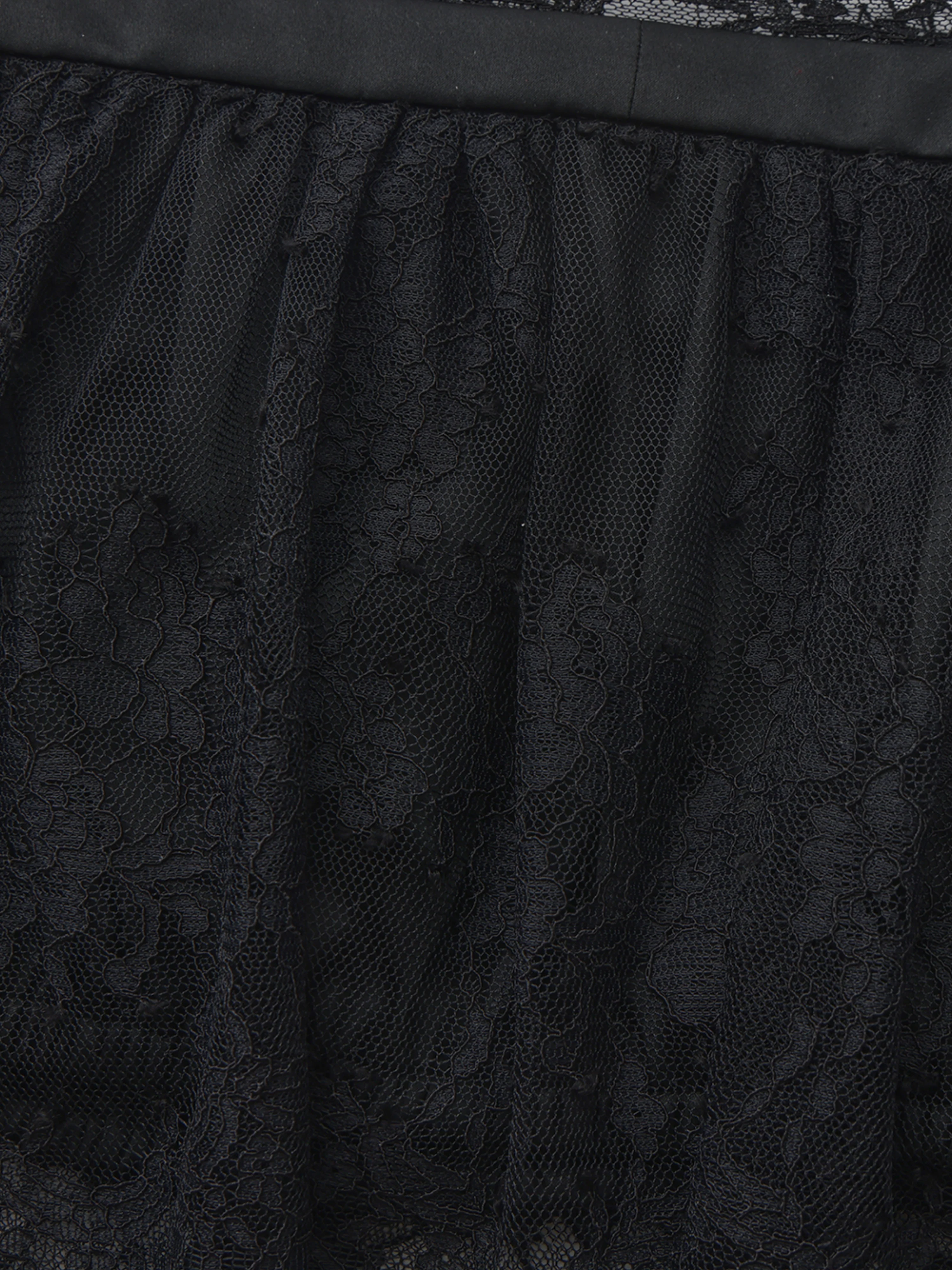 Alexandra Lace Black Top - Image 8