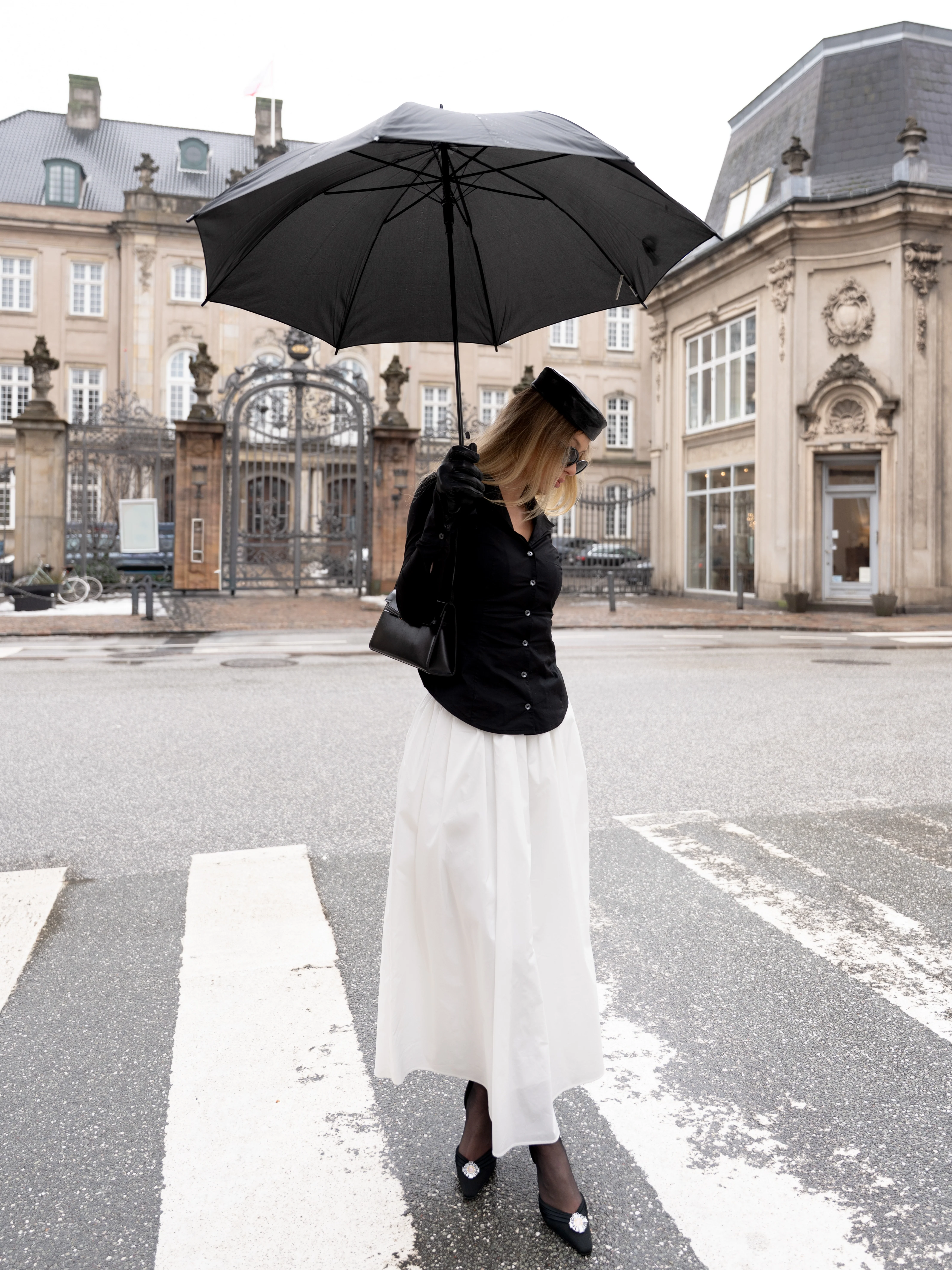 Claudine High-Waist A-Line White Midi Skirt - Image 4