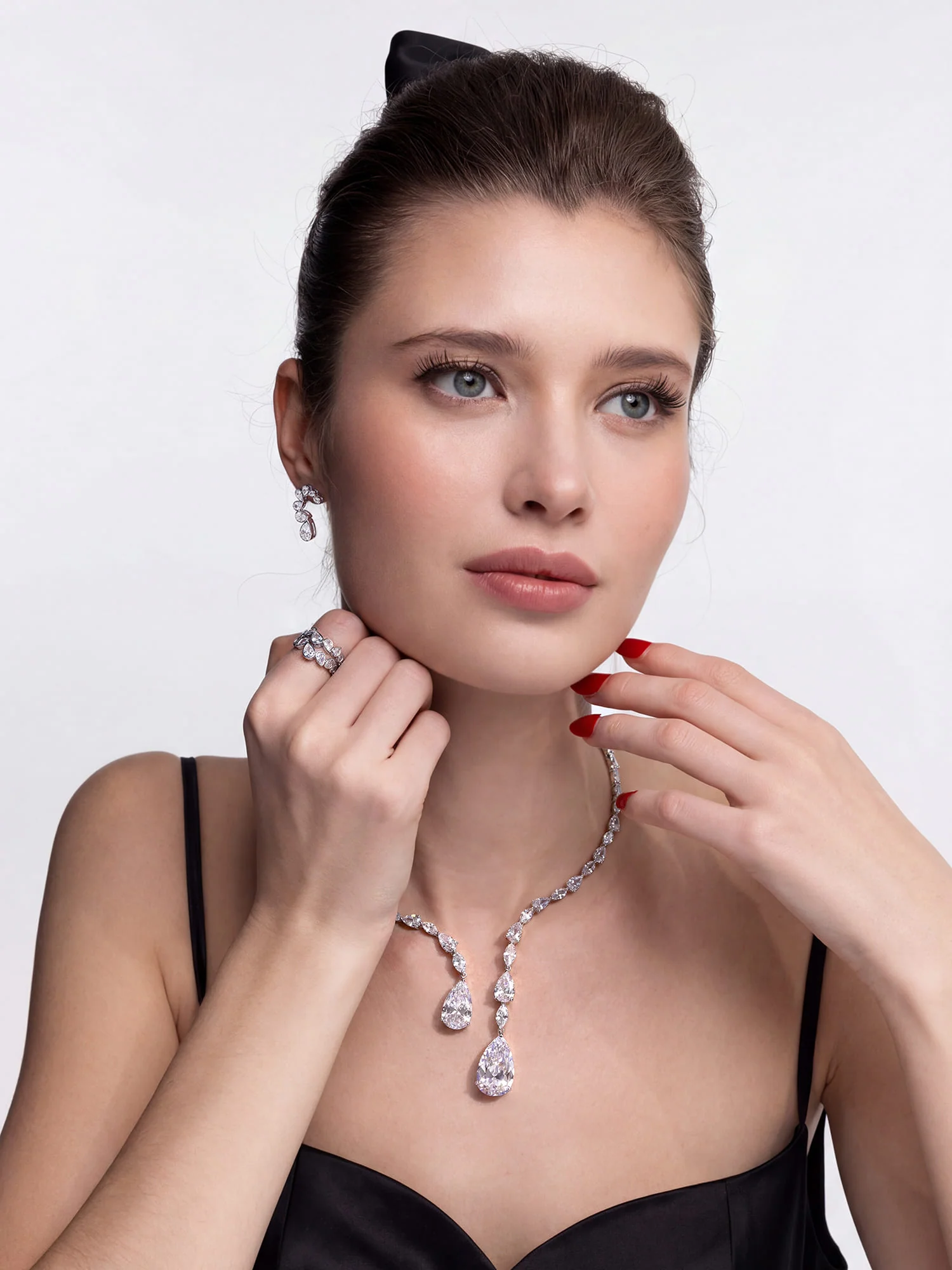 Lilliana Teardrop Earrings - Image 3