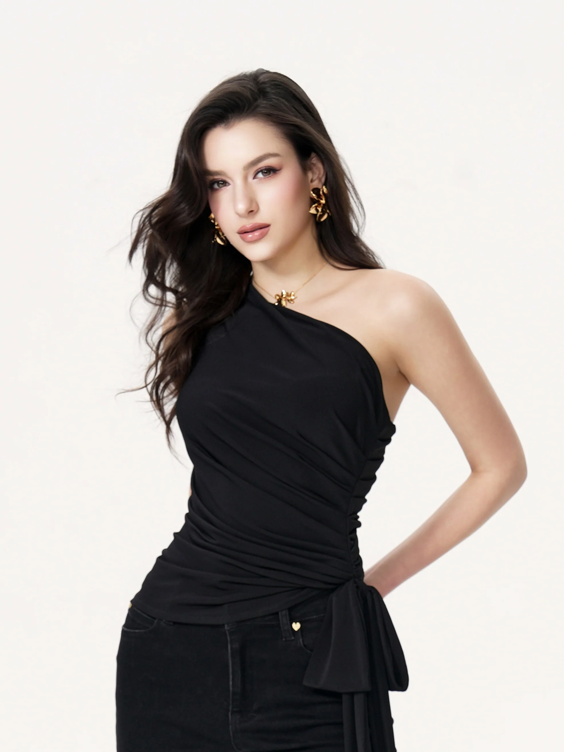Liu Top (Black)