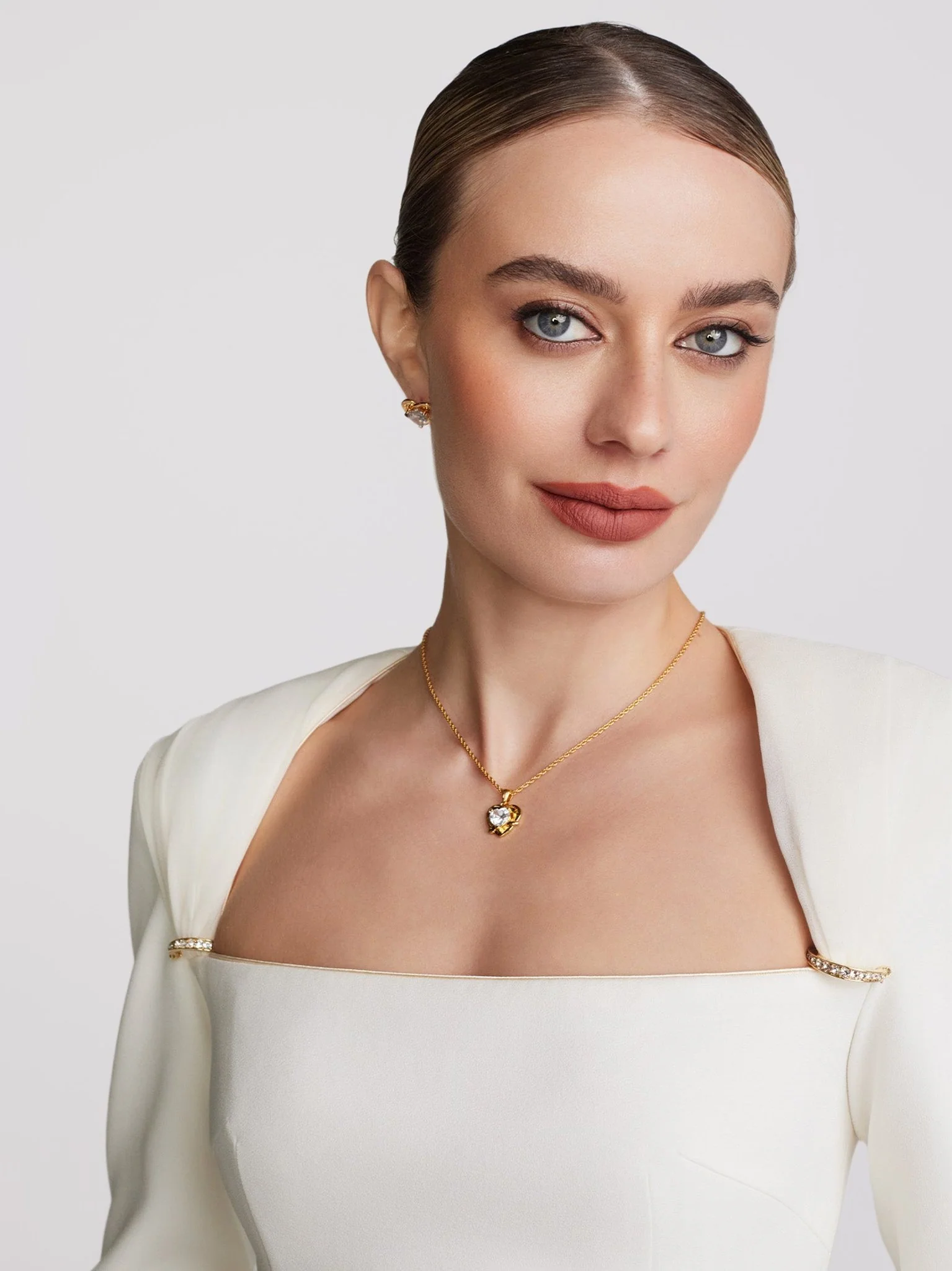 Mirabel Necklace (White) - Image 3