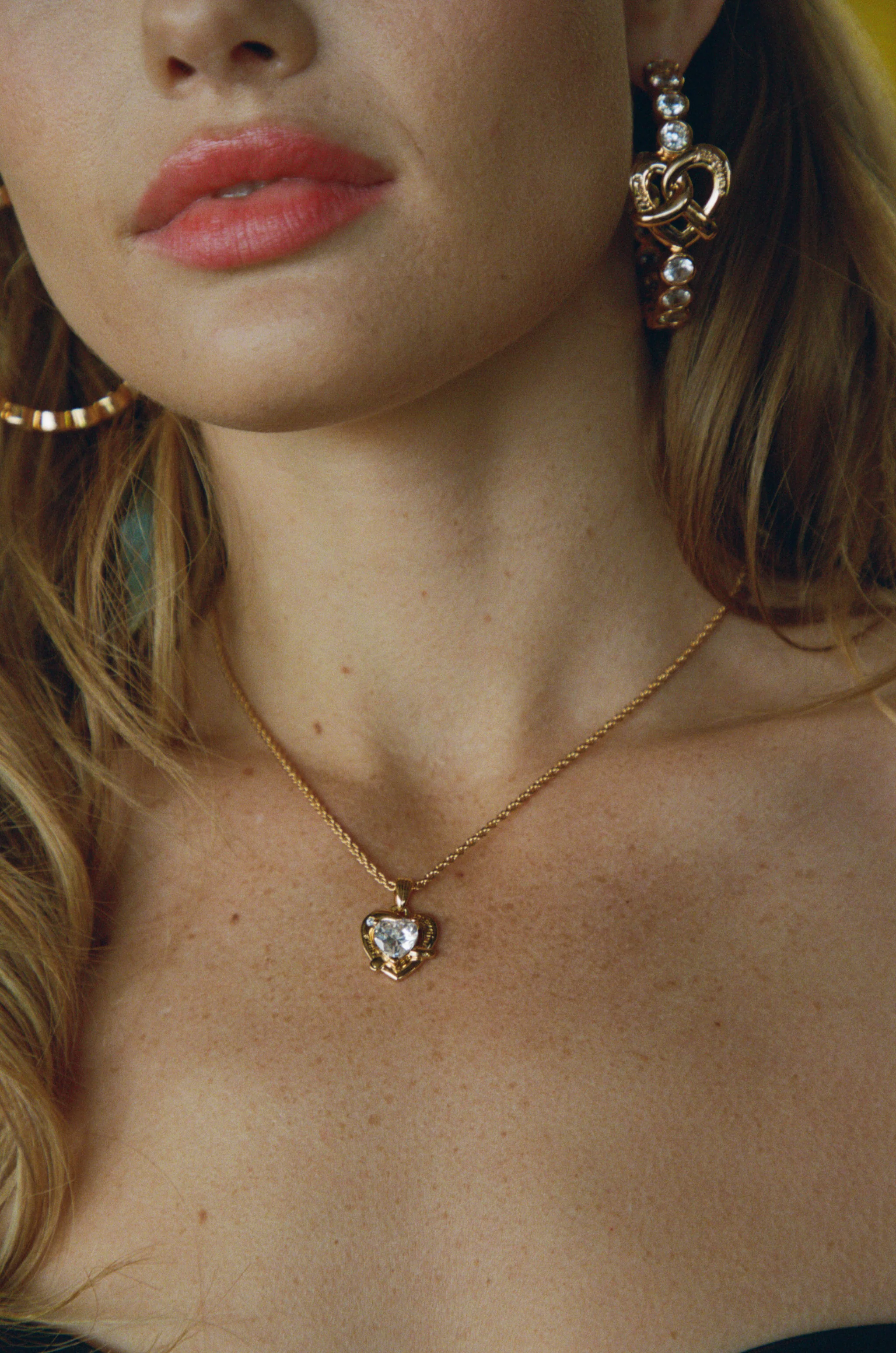 Mirabel Necklace (White) - Image 5