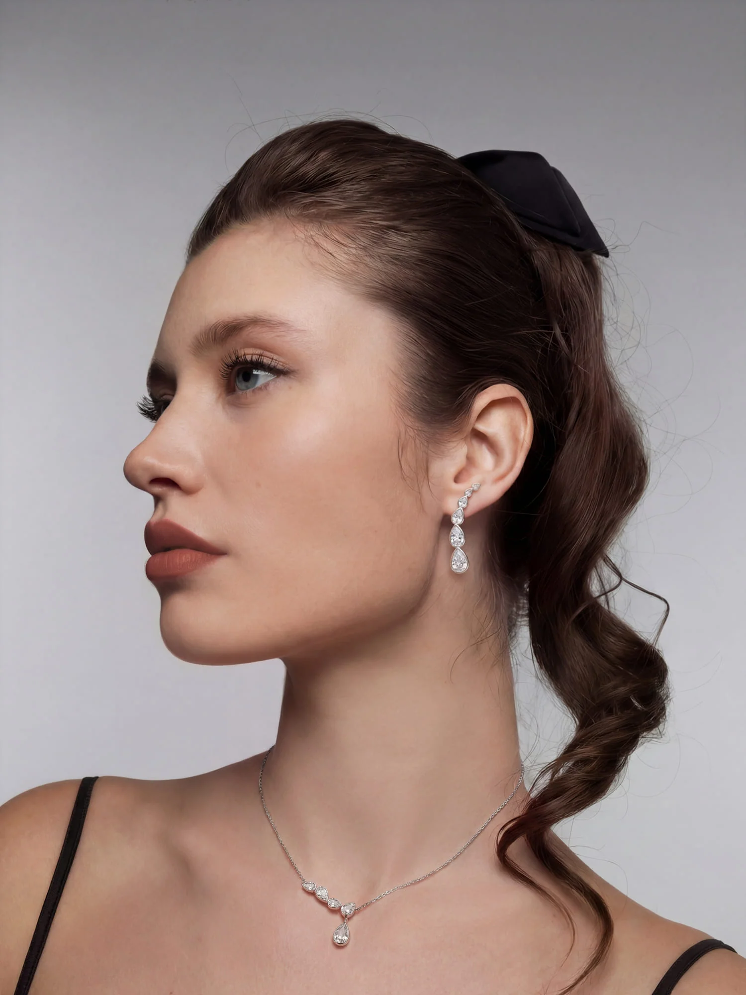 Mirabelle Teardrop Earrings - Image 3
