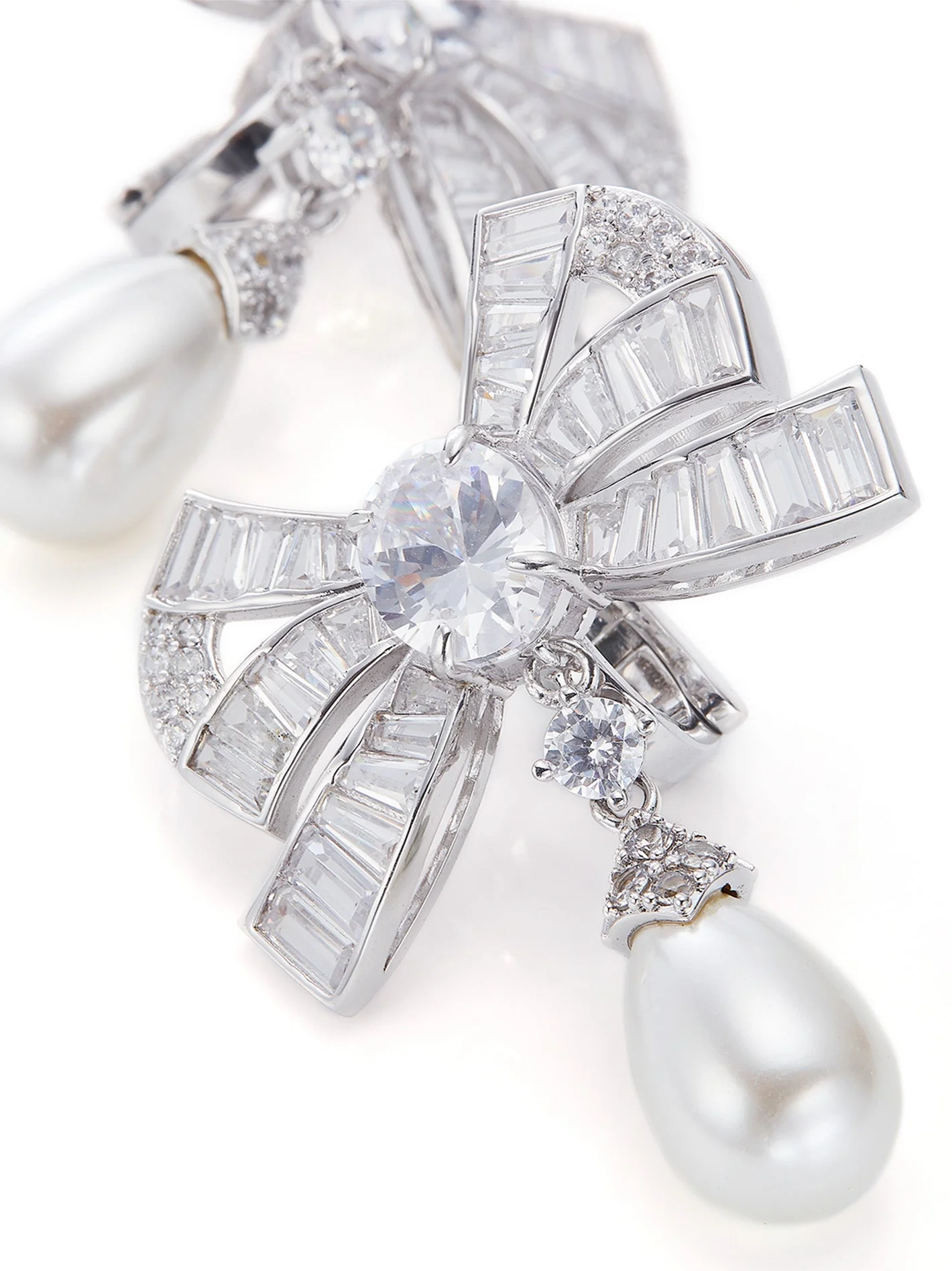 The Pearl & Diamonds Set - Image 4
