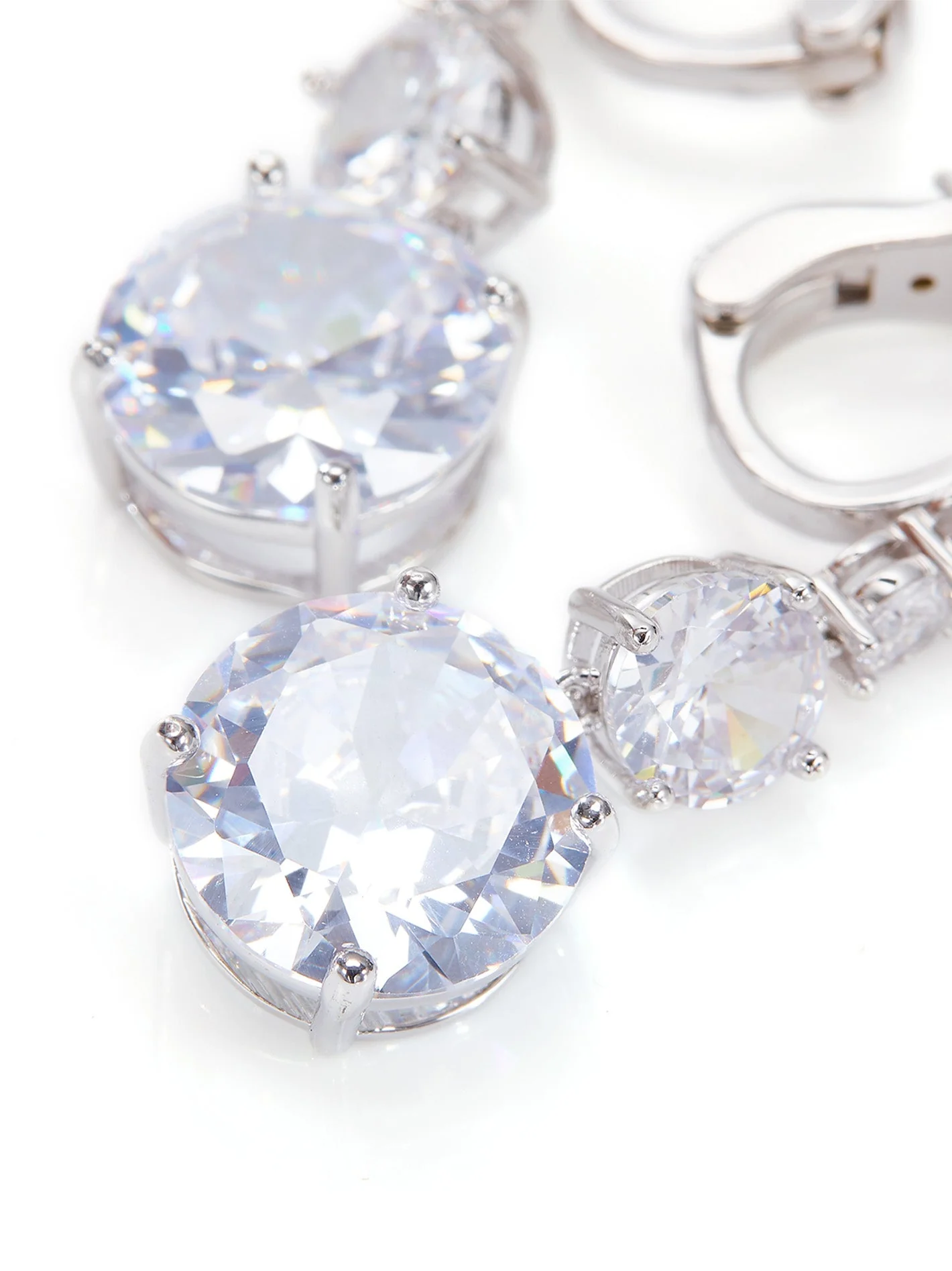 The Timeless Diamond - Image 6